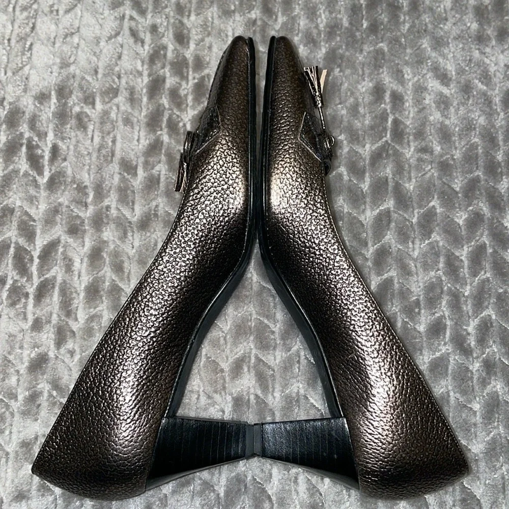 Stuart Weitzman Gold Printed Patent Leather Square Toe Pumps. Size 6.5.‎